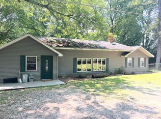 4180 Curran Rd, Buchanan, MI 49107