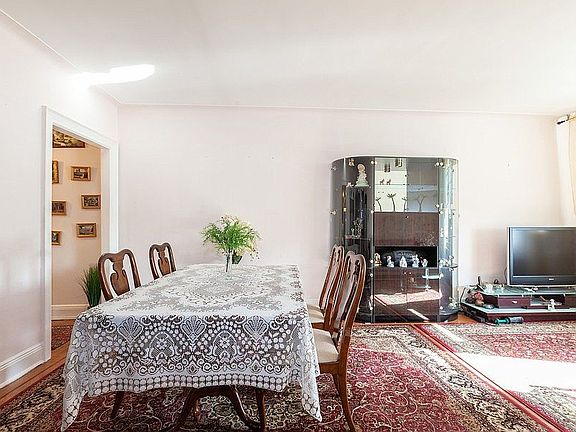 4th image of 6298 Saunders St APT 6F