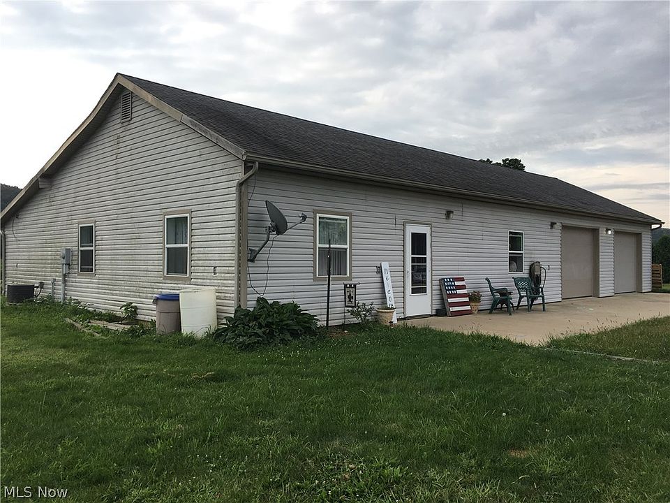 1st image of 3251 Tuscarawas Rd SE