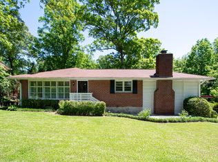 2151 Collins Dr NW, Atlanta, GA 30318