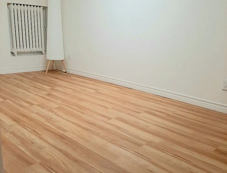 227 Evelyn Ave #4 — Photo 2