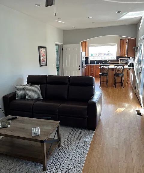 Irwin Ln — Photo 13