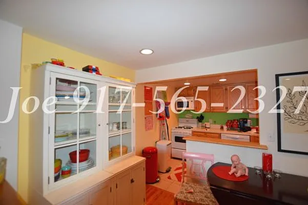 Rented by City Stop Realty | media 19