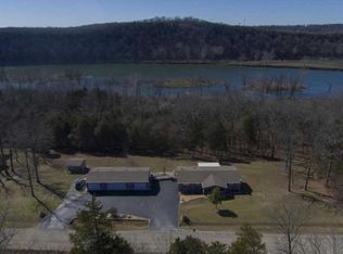 1838 Lakeway Rd, Kissee Mills, MO 65680