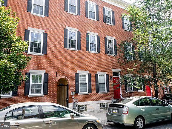 2nd image of 1027 N 4th St Unit C