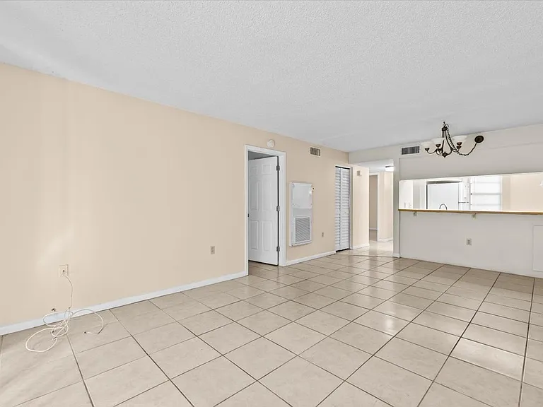 Living / Dining Room