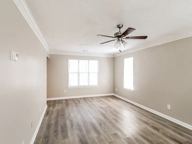 2996 Rapids Dr — Photo 4