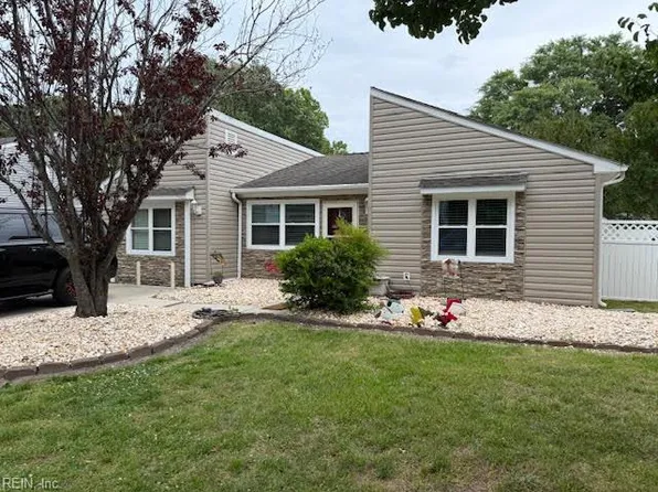 1359 Cypress Pl, Chesapeake, VA 23320