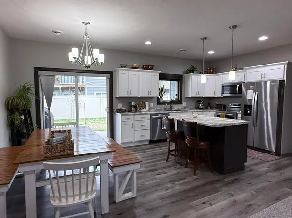 3914 E Brewster St, Sioux Falls, SD 57108