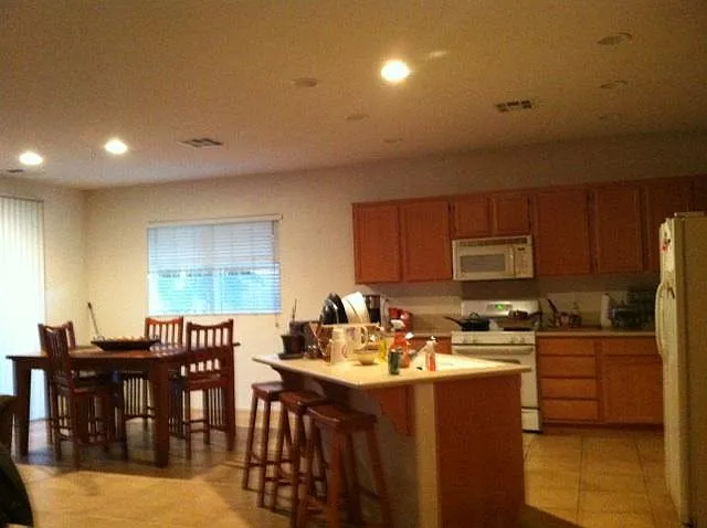 15095 Biltmore St — Photo 6