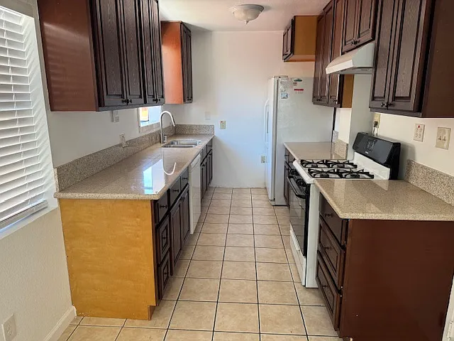 24600 Cypress St #24600 — Photo 21