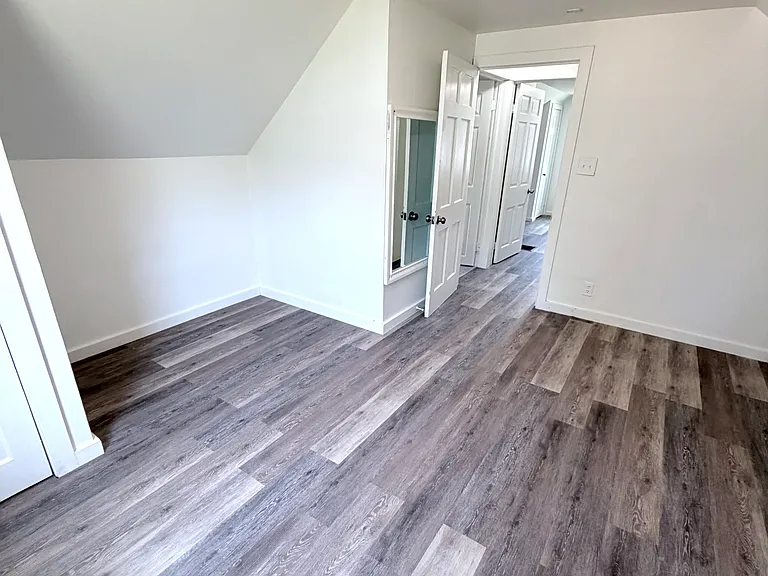 58 Barton Cir — Photo 17