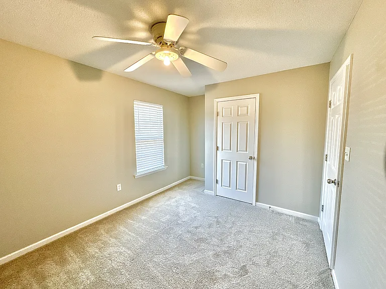 5756 Emily Ln — Photo 14