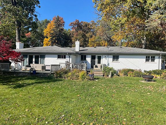 3rd image of 3084 Angelus Dr