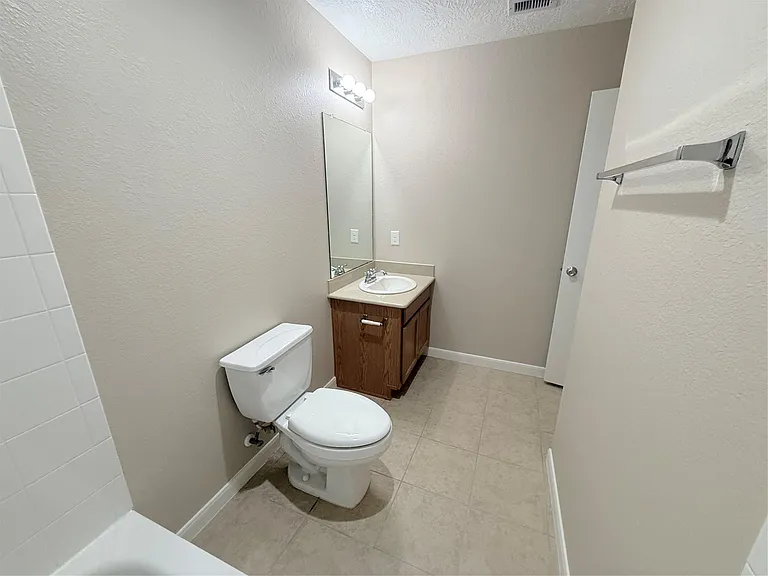 29225 Legends Valley Dr — Photo 24