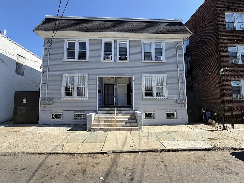 68-70 Boylan St #2L