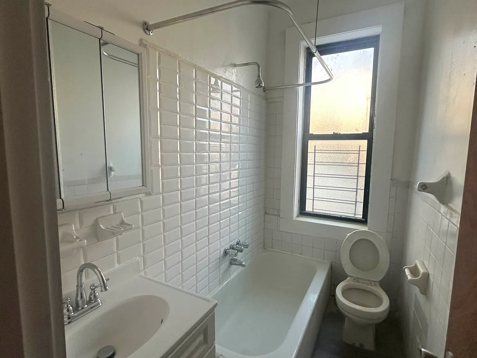 360 East 31st Street — Photo 3