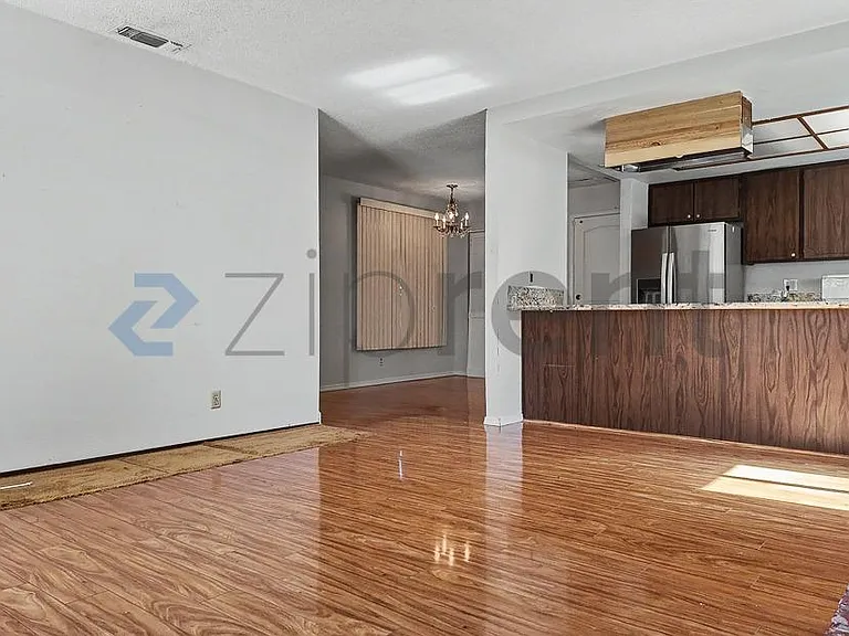 9517 Helio Dr #9517 — Photo 17