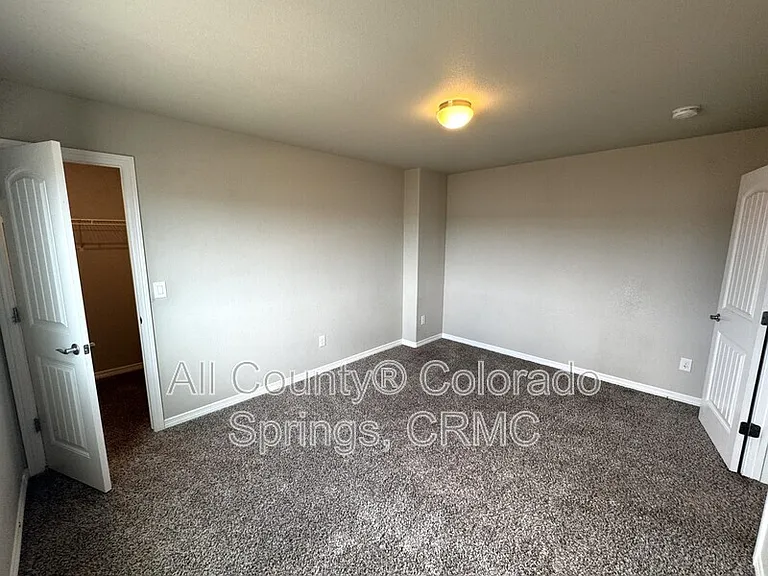 6471 Weiser Dr — Photo 15