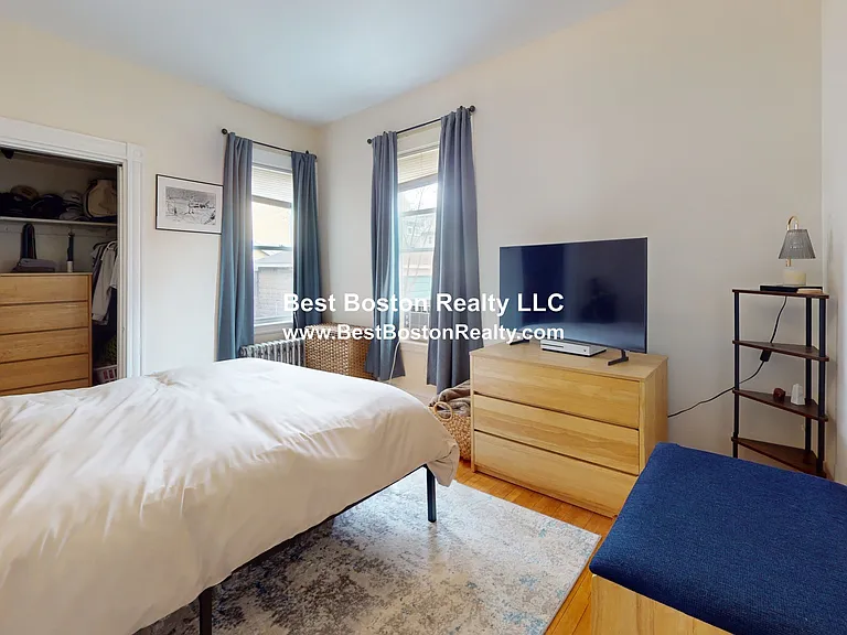 26 Marathon St #1 — Photo 9