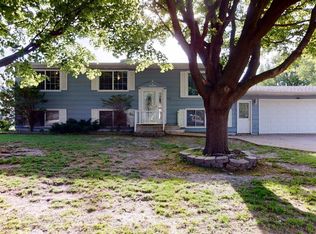 15 Circle Ter, Manly, IA 50456