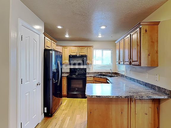3rd image of 5129 W Amber Rose Ln