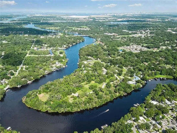 8353 Alafia Pointe Dr #8, Riverview, FL 33578