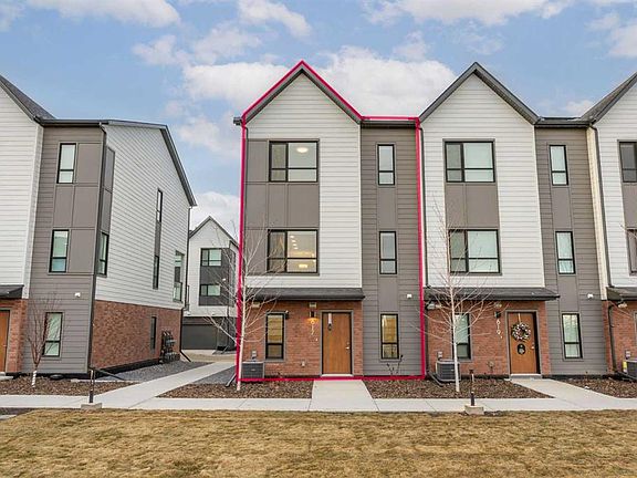 2nd image of 20295 E Seton Way SE #617