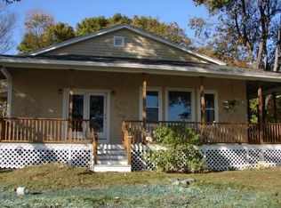 2 South Ave, Hull, MA 02045