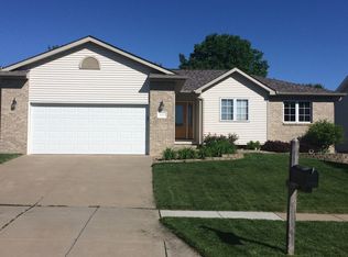 3440 Casa Grande Ln, Lincoln, NE 68516