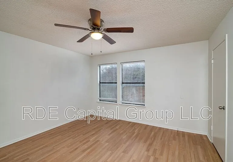 1423 Weiler Blvd — Photo 10