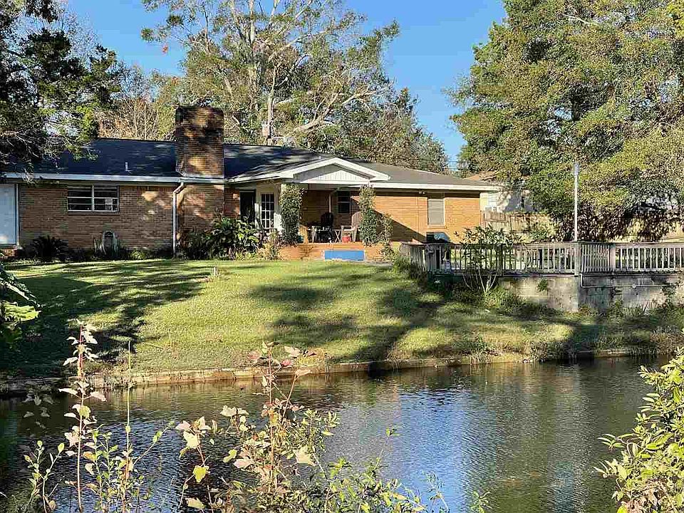 1st image of 2555 Franciscan Dr