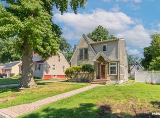 315 Shepard Ave, Englewood, NJ 07631