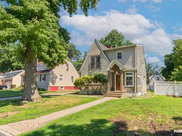 315 Shepard Ave, Englewood, NJ 07631