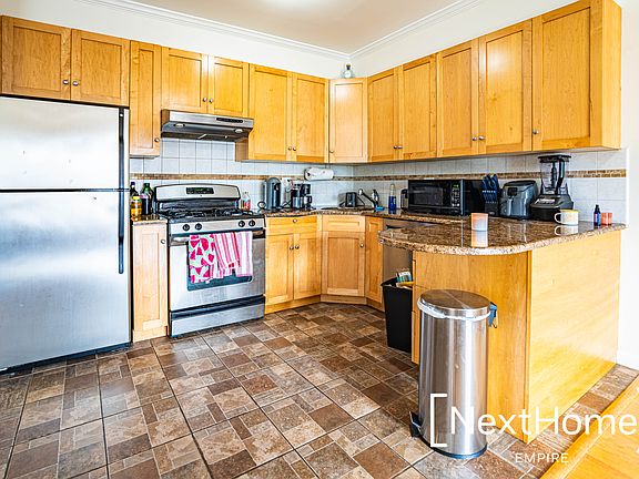 2nd image of 25-28 23rd St #3