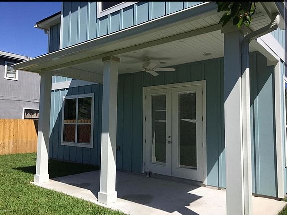 2nd image of 646 Lower 8th Ave S