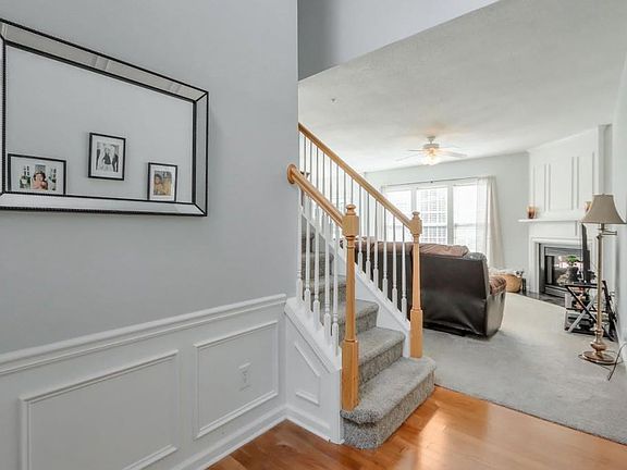 5th image of 119 Regent Pl #119