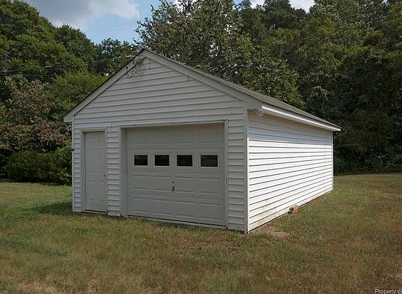 3rd image of 7275 Duval Ave