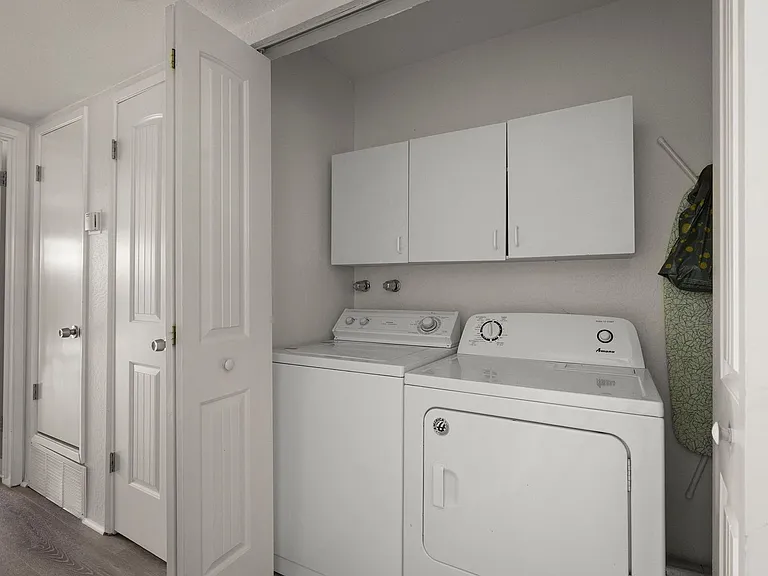 861 Southwood Blvd #30 — Photo 22