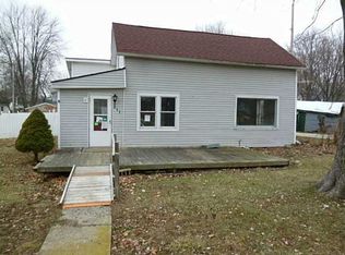 211 N Lincoln St, Christiansburg, OH 45389
