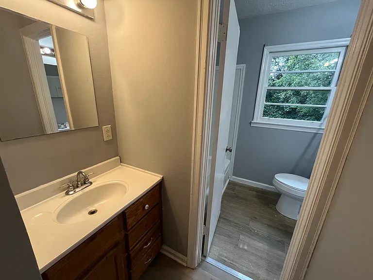 204 Ravenwood Way — Photo 10
