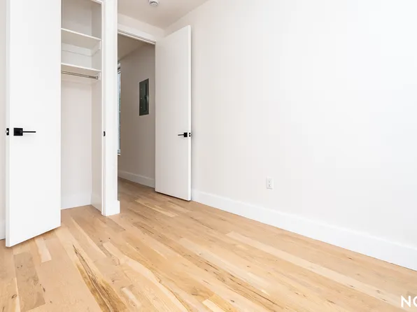 96 Moore Street image 2 of 18