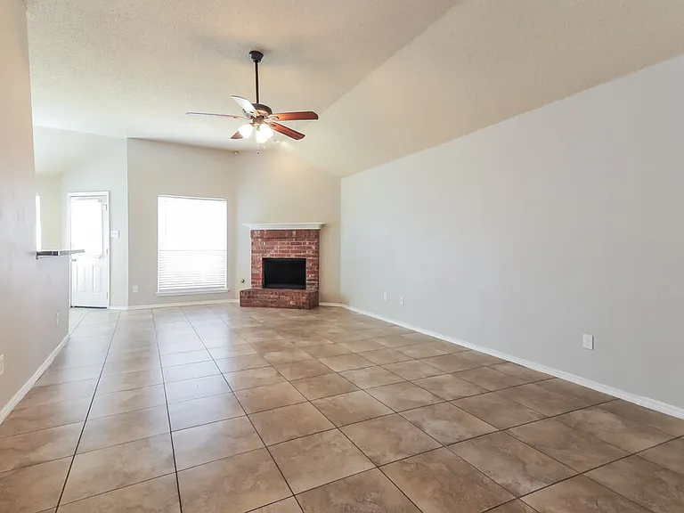 133 Pinion Ln — Photo 4
