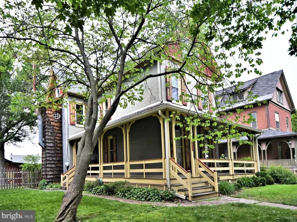 541 N Charlotte St, Pottstown, PA 19464