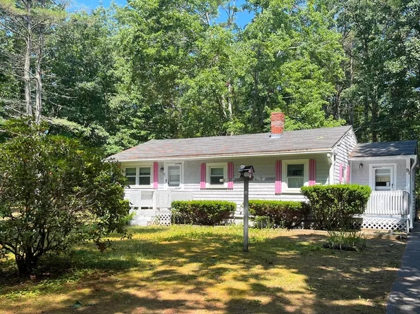 91 Webber Hill Road, Kennebunk, ME 04043