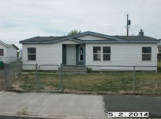 2308 W Peninsula Dr, Moses Lake, WA 98837