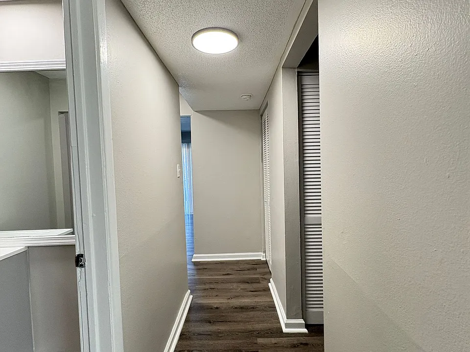 Bellagio West Living I
