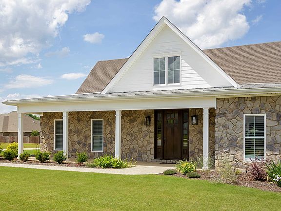 3rd image of 1022 Whippoorwill Cir