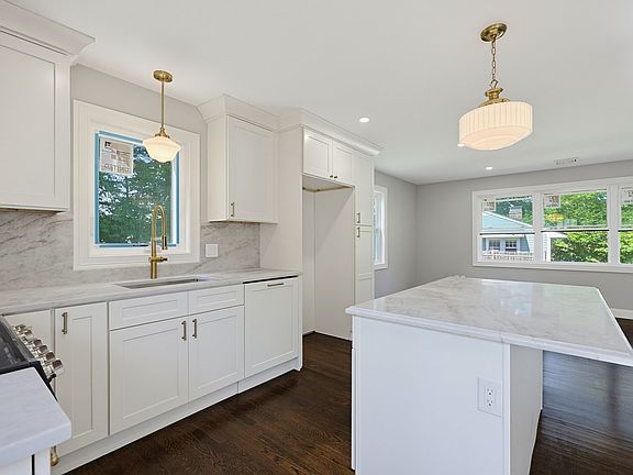 2nd image of 7 Hamilton St