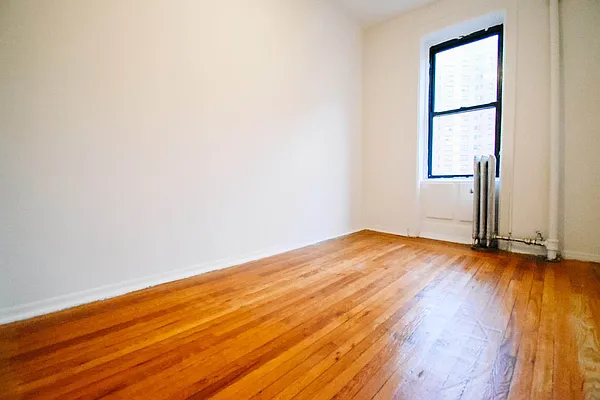 Rented by Skyward | media 9